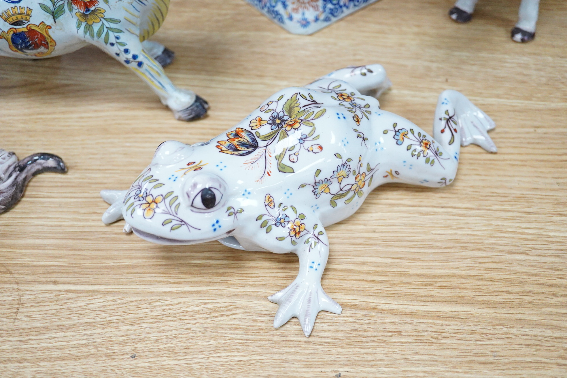19th century French faience models of cows, a cat and a frog .(9), Tallest 30 cm